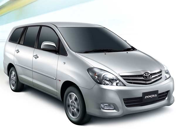 Toyota Innova Rental Delhi Details & How to Calculate Tour